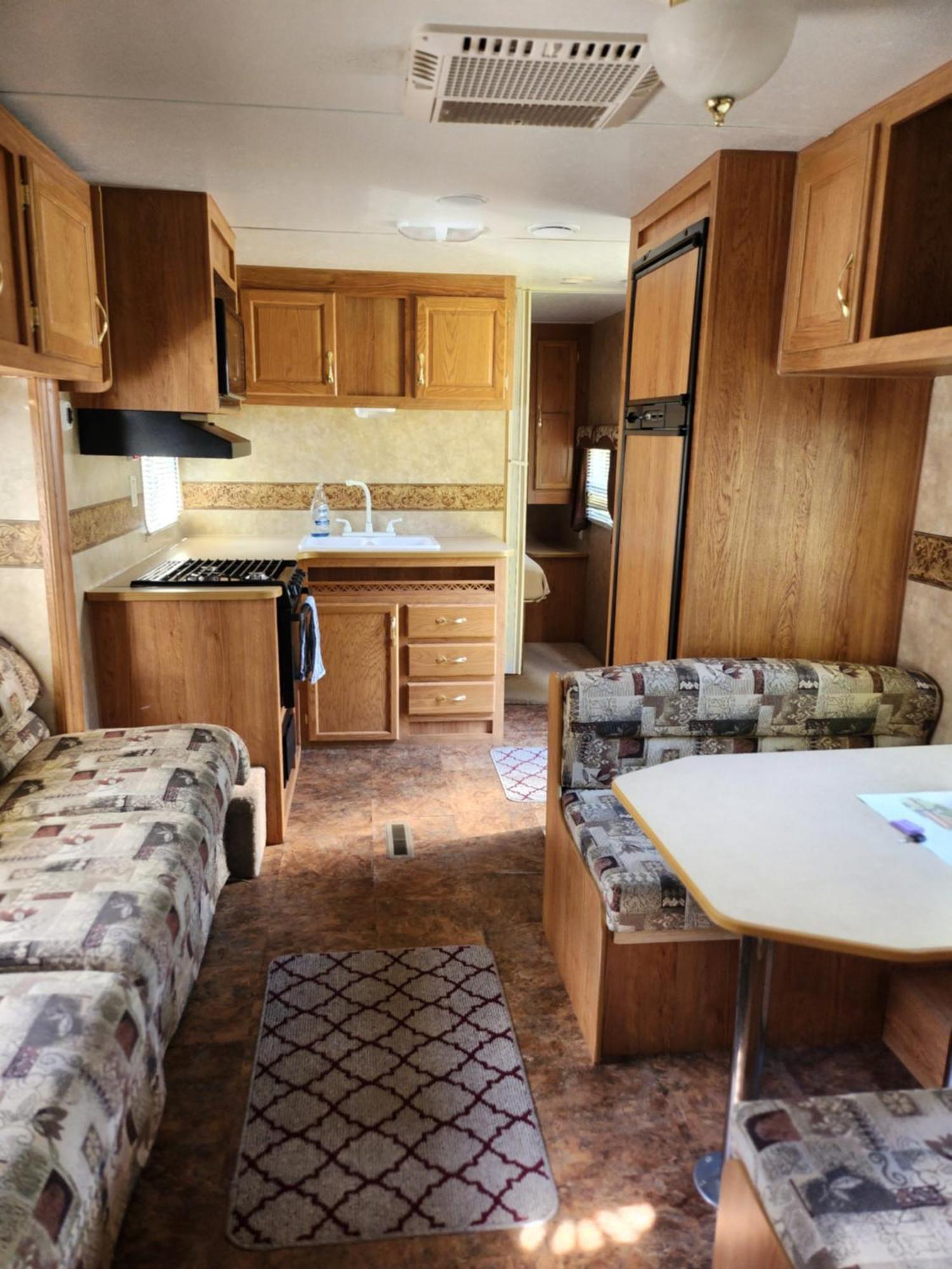 Noah's Ark Campground Revelstoke Bagian luar foto
