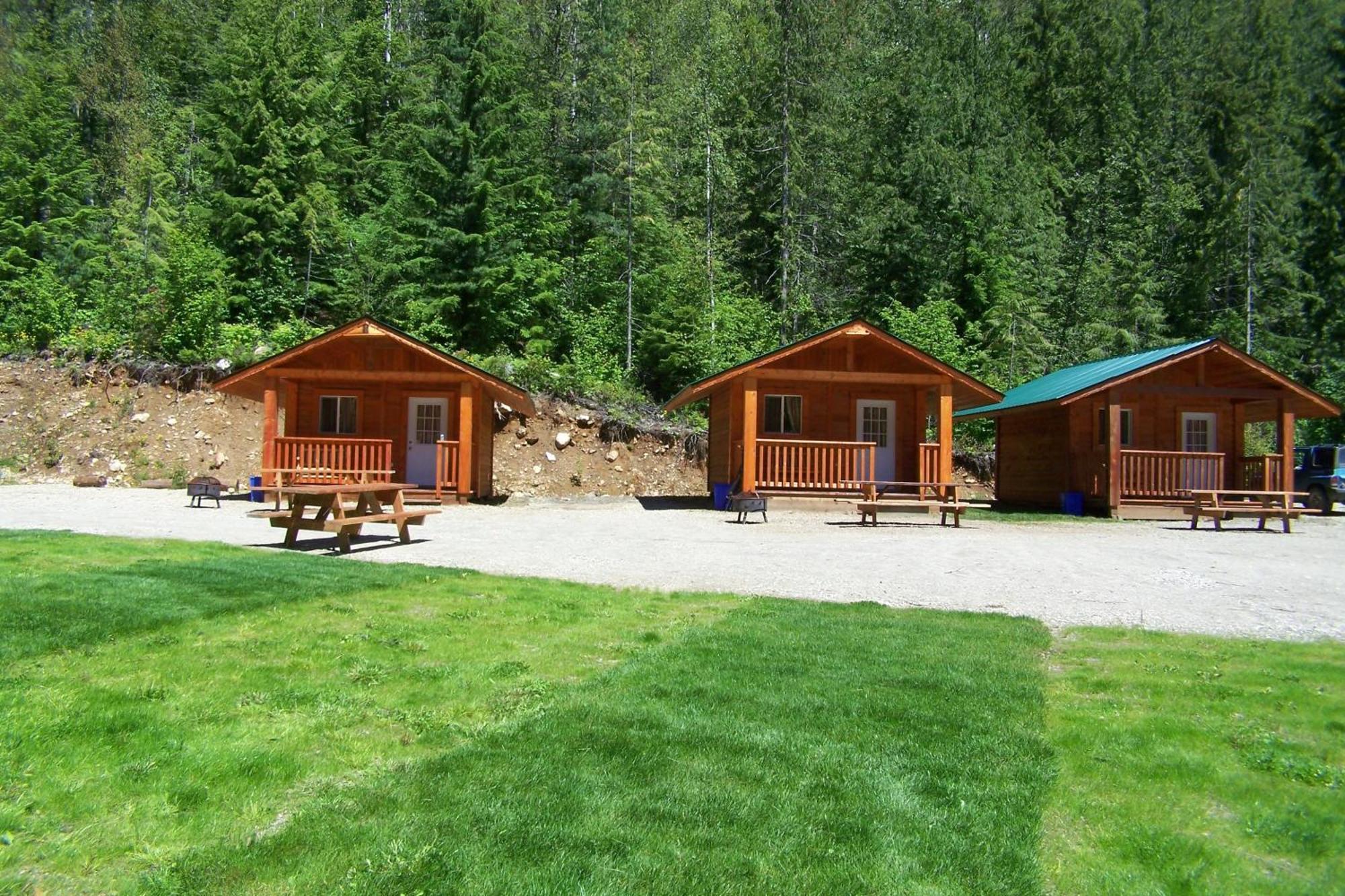Noah's Ark Campground Revelstoke Bagian luar foto