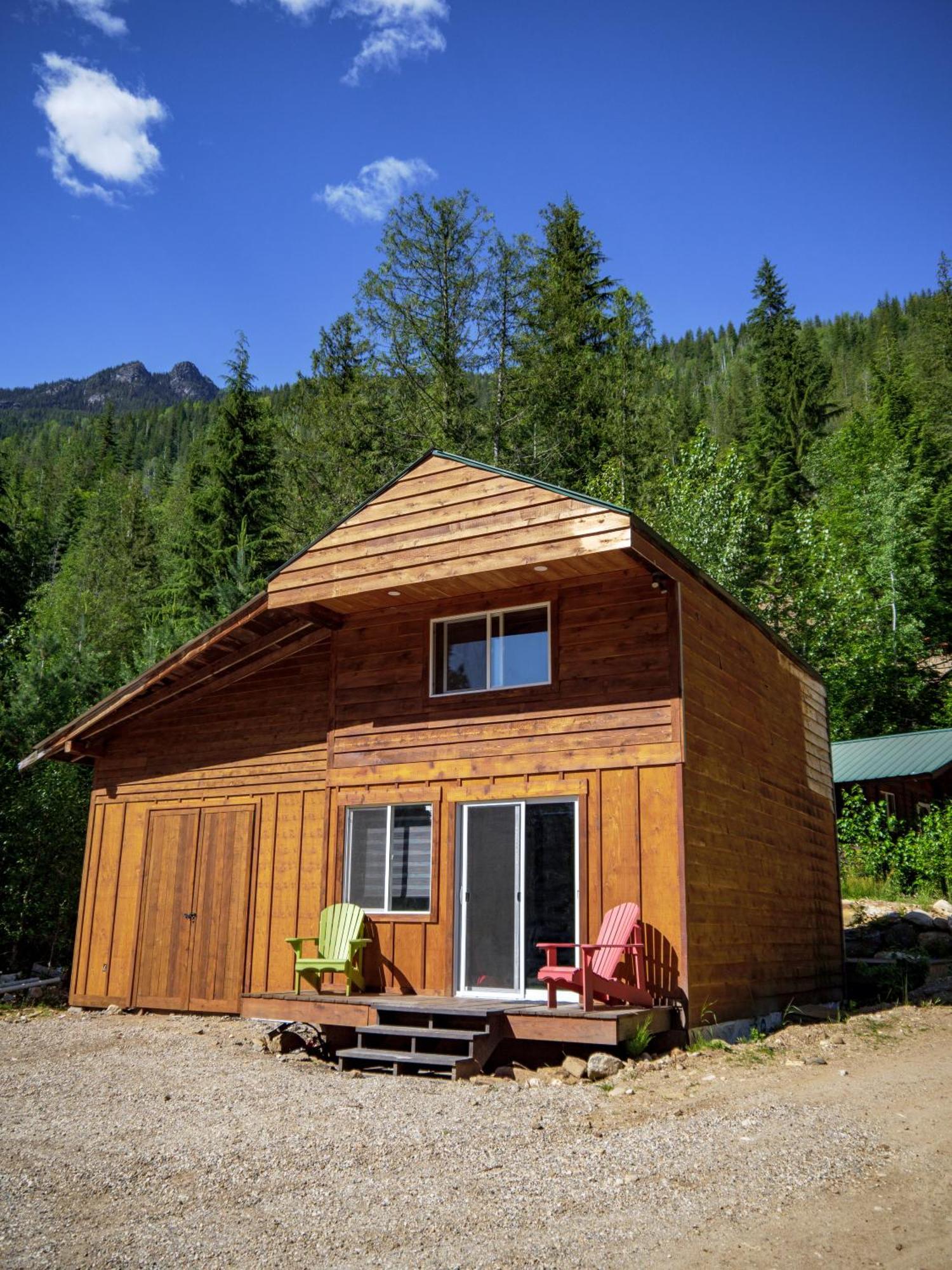 Noah's Ark Campground Revelstoke Bagian luar foto